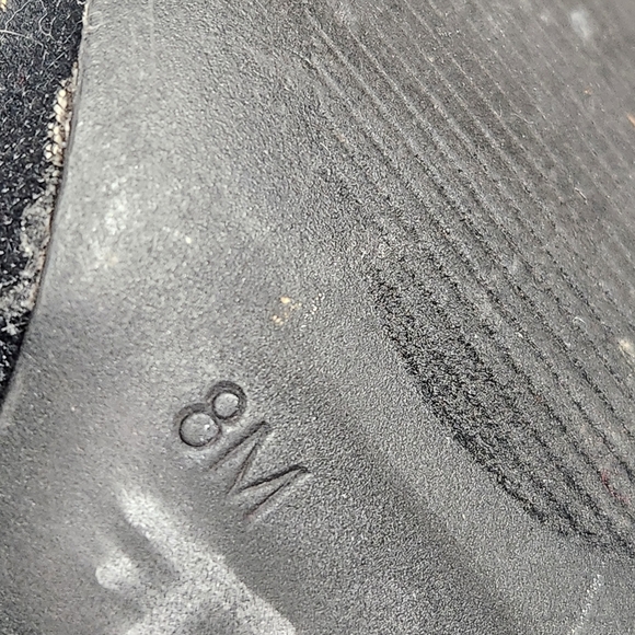 INDIGO ROAD Women's Bootie Size 8 Black Silver Floral Embroidered Shoe - Picture 10 of 12